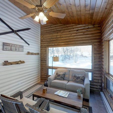 Primrose Cabin Tacoma Dış mekan fotoğraf