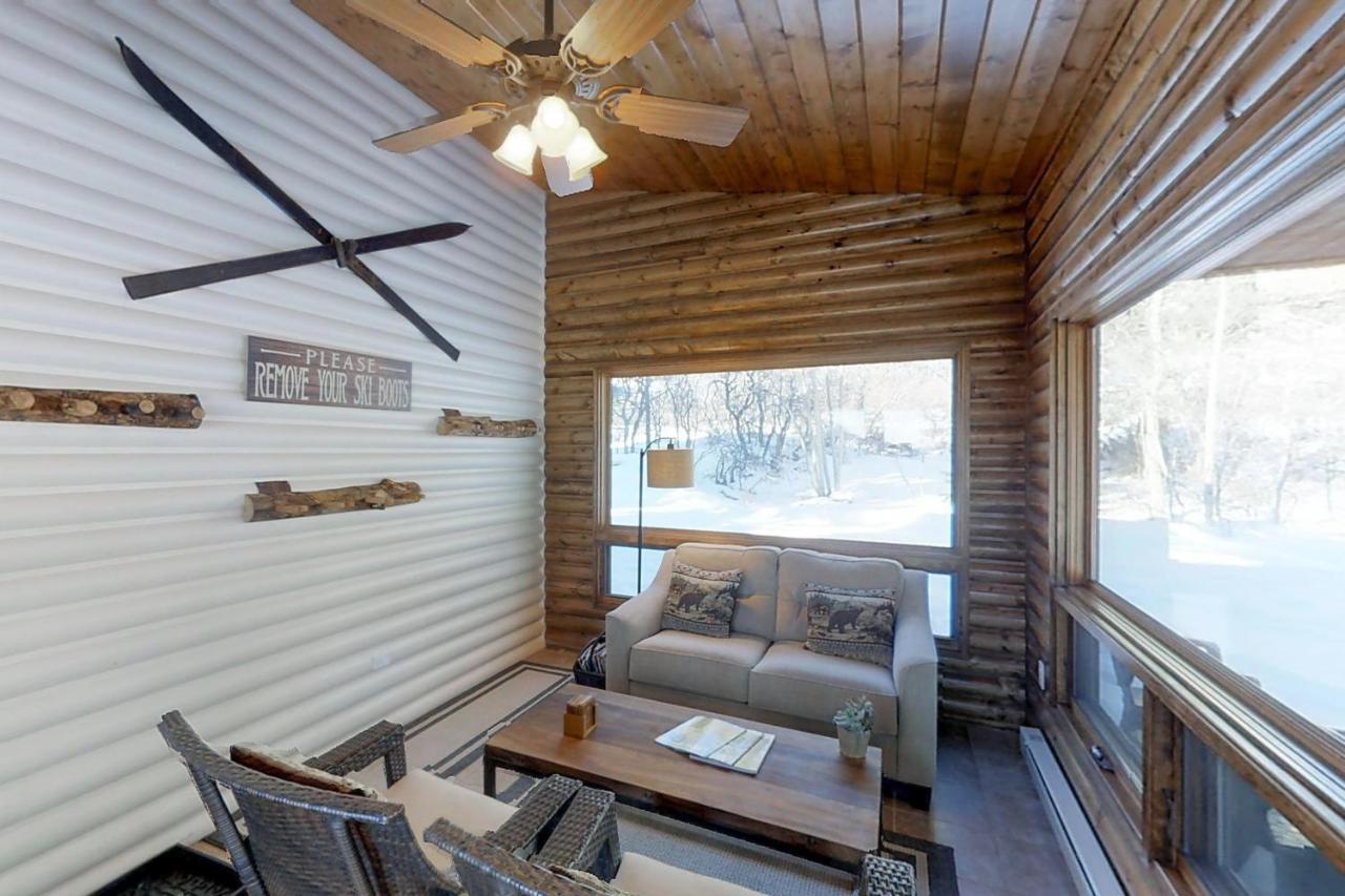 Primrose Cabin Tacoma Dış mekan fotoğraf